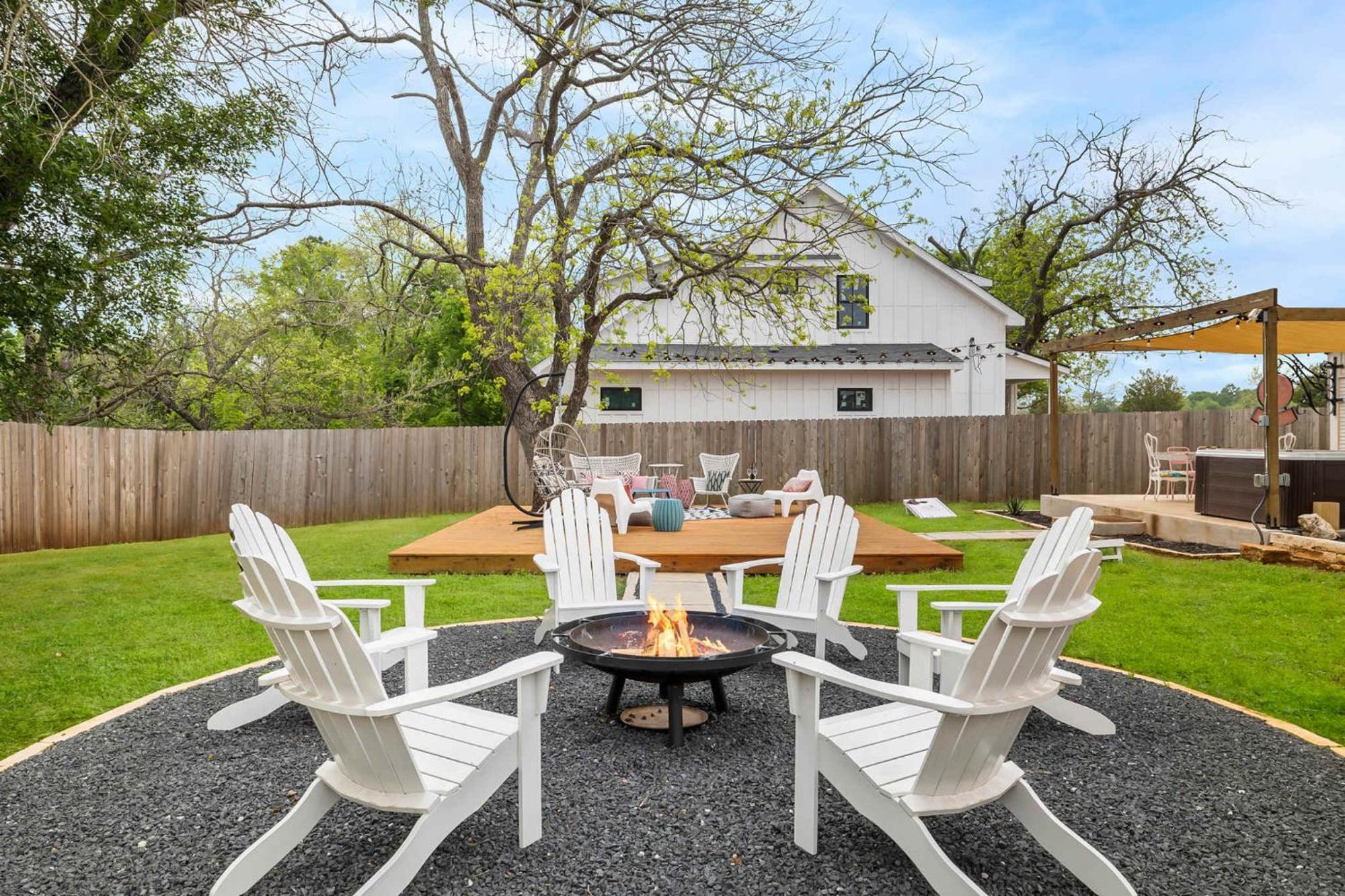 Villa Pink Duchess - Mins To Main Hot Tub & Fire Pit Fredericksburg Exterior foto
